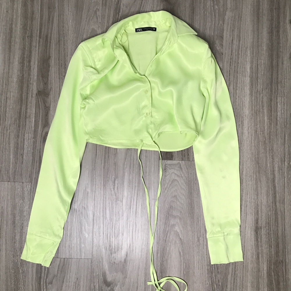 ZARA CROP TOP SATIN GREEN LONG SLEEVE TIE BUTTON COLLAR TOP WOMENS XS
